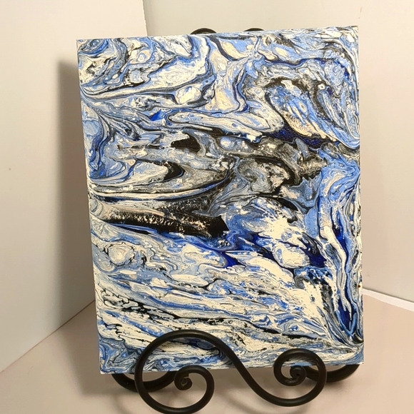 One of a kind, signed paint pour picture. Dark blue, lt blue, white, black. 8x10 - Picture 1 of 6